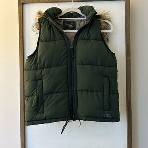 Abercrombie vests